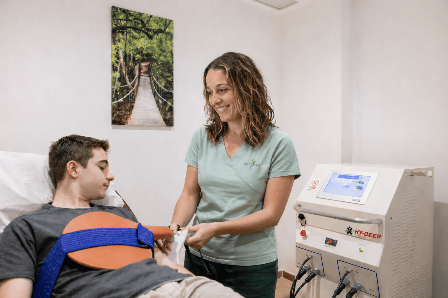 Tratamiento de Hipertermia Oncológica Profunda en Medicus Gaia para combatir el cáncer de manera integrativa.